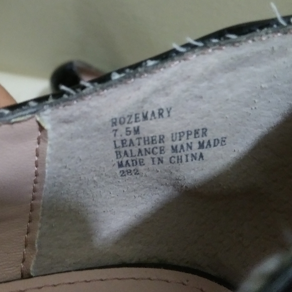 Shoemint "Rozemary" Heels - Picture 13 of 16